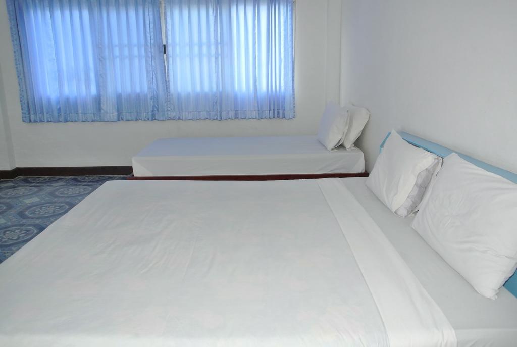 Chumphon Park Resort Room photo